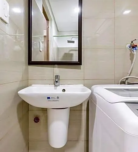 Отель Cozy 619 1br Shore2 Residence, Near Airport, Ikea, Moa, Smx, Pasay City,