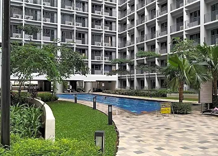 Отель Cozy 619 1br Shore2 Residence, Near Airport, Ikea, Moa, Smx, Pasay City, Манила