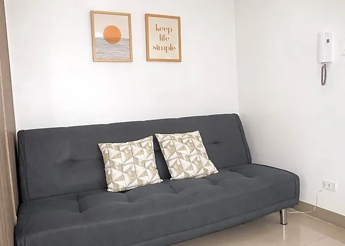 Cozy 619 1br Shore2 Residence, Near Airport, Ikea, Moa, Smx, Pasay City, 4*